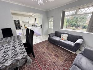 Dining Area- click for photo gallery